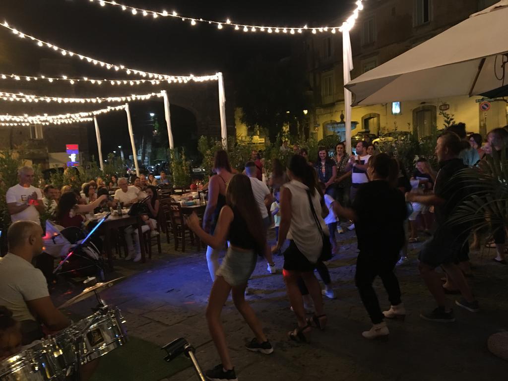 Bed and Breakfast La Piazza Ґраньяно Екстер'єр фото